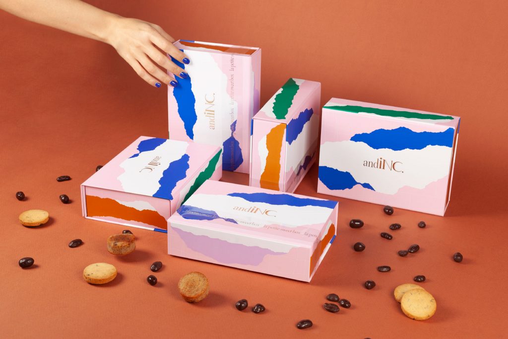 Business cards for Claudia Falquez